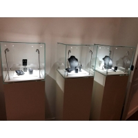 Sokkel met beschermkap en LED - combinatiesokkel
