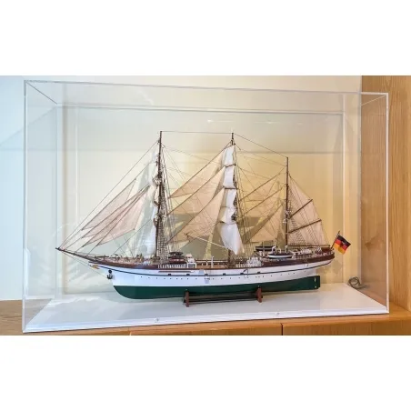 Plexiglas vitrinekap | plexiglas stolp | maquettekap op maat